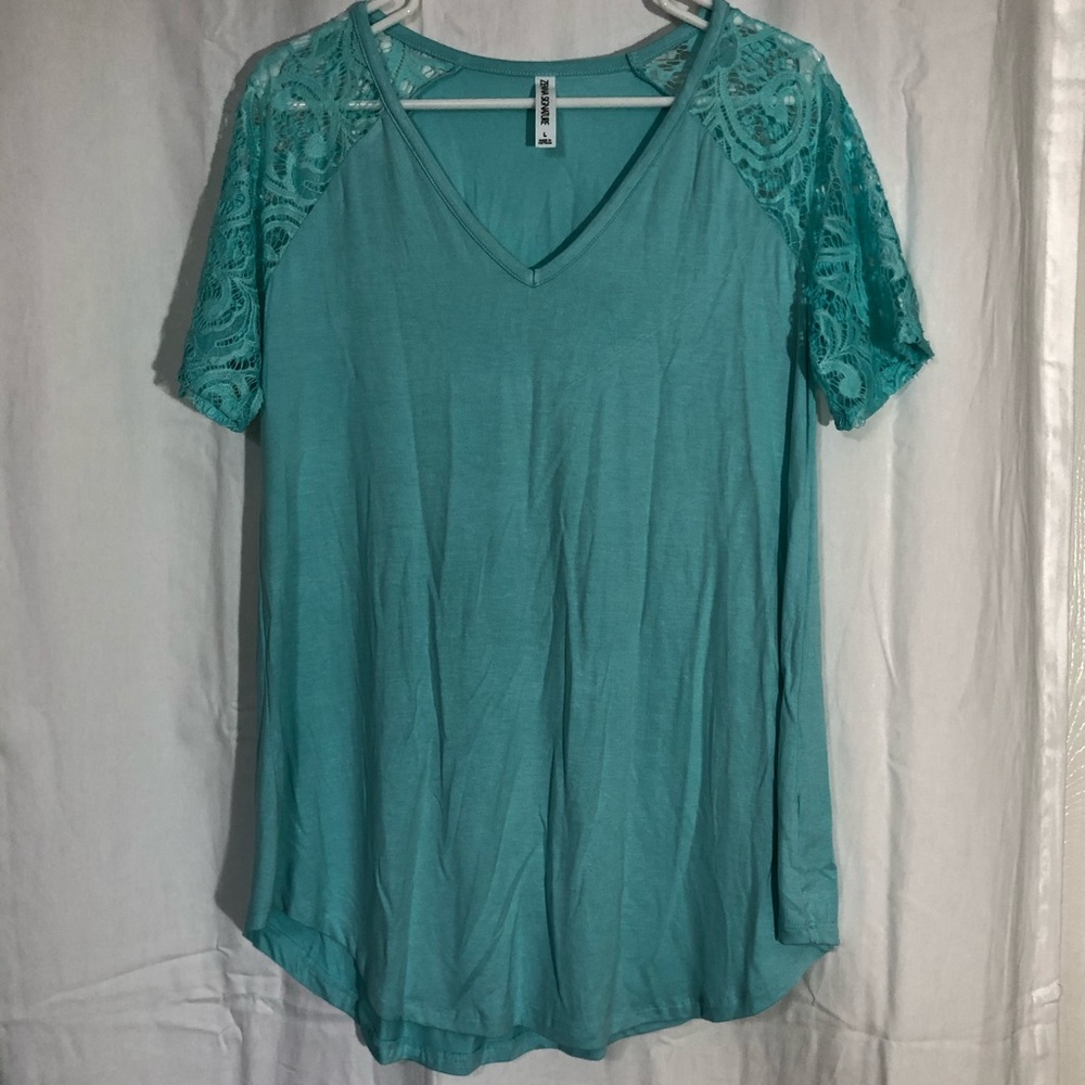 Zenana Signature Light Teal Top w/Lace Sleeves Lg